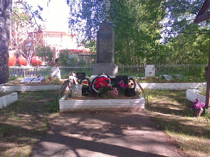 Воинское захоронение д.Юрьево